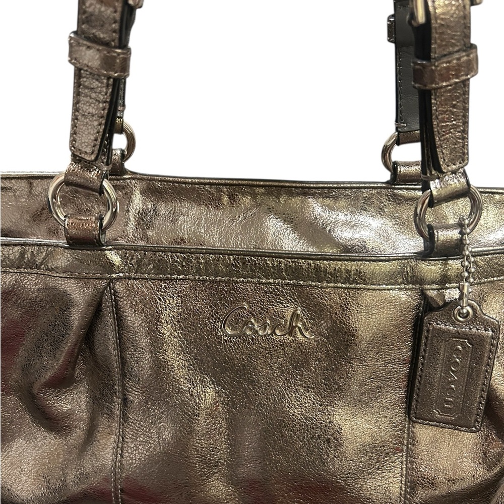 Coach Metallic Bronze Shoulder Bag With Coach Hang Tag - Picture 3 of 7